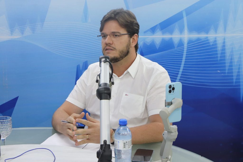“Quem não tem pólvora para atirar, tenta usar a alheia”, diz Bruno sobre investida da oposição em candidatura de Romero