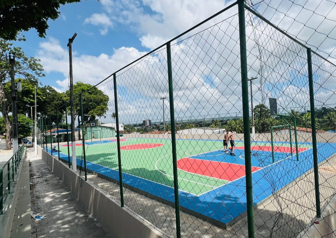 Prefeitura de Santa Rita entrega reforma da Praça Dom Pedro II, com revitalização das quadras