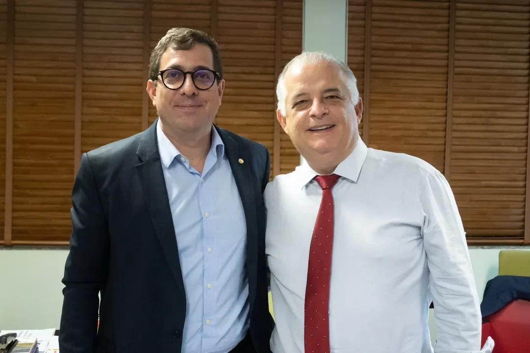 Em Brasília, Gervásio pleiteia investimentos para empreendedores durante reunião com ministro