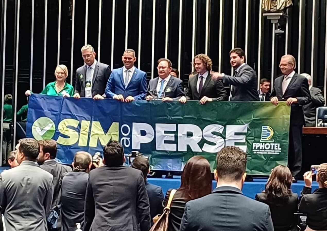 Após comandar debate do Perse no Senado, Veneziano diz que “grande mobilização” levou governo a manter benefícios do setor de eventos