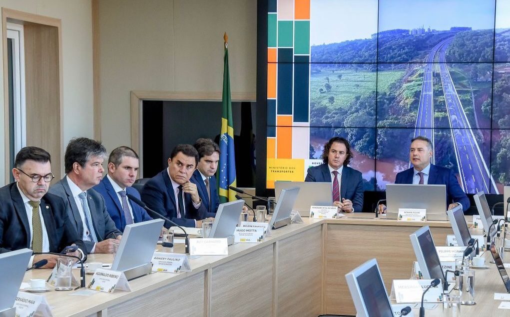 Ruy destaca avanço das obras na BR-230 durante reunião com Ministro dos Transportes