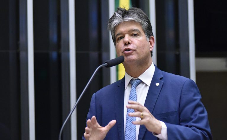 Ruy defende reforço nas fiscalizações de trânsito e aplicação da Lei Seca para redução de acidentes