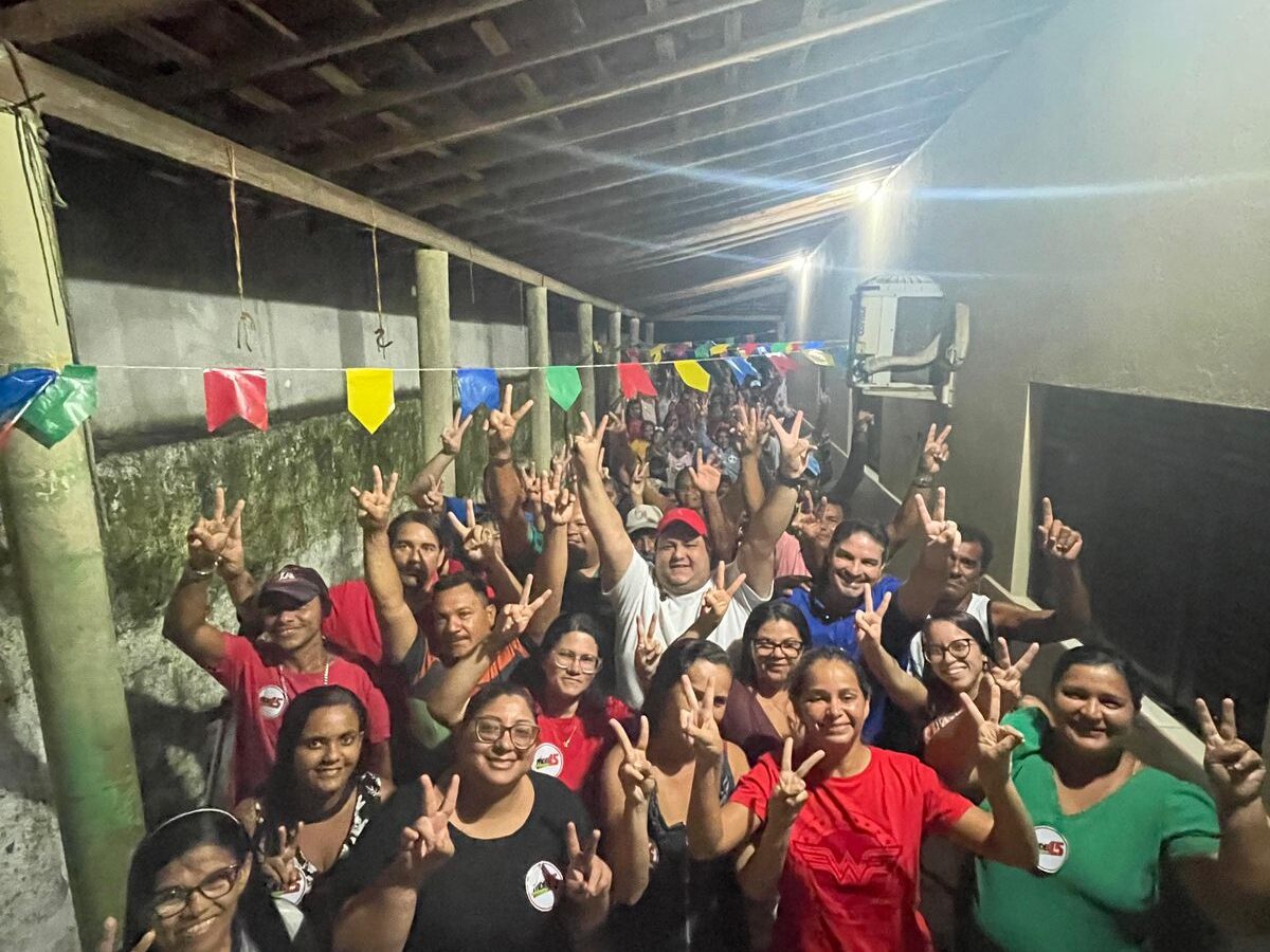 Aebson Macedo mostra força política e mobiliza apoiadores durante reunião na Baía da Traição