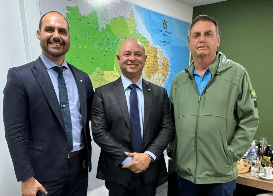 Deputado Sargento Rui se reúne com Bolsonaro e mostra força do PL paraibano em semana movimentada em Brasília