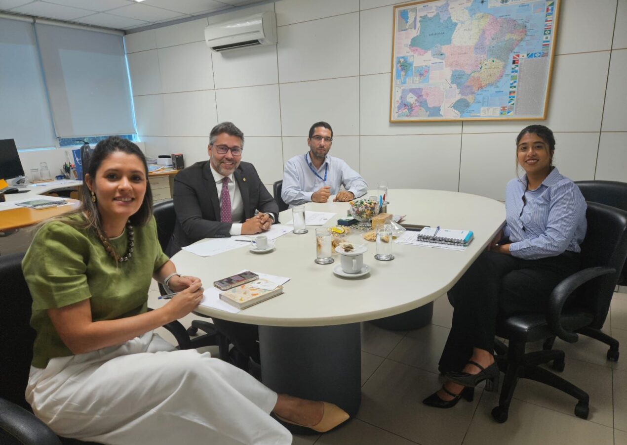 Leonardo Gadelha busca solução para agricultores paraibanos durante reunião na ANA e na Secretaria Nacional de Irrigação