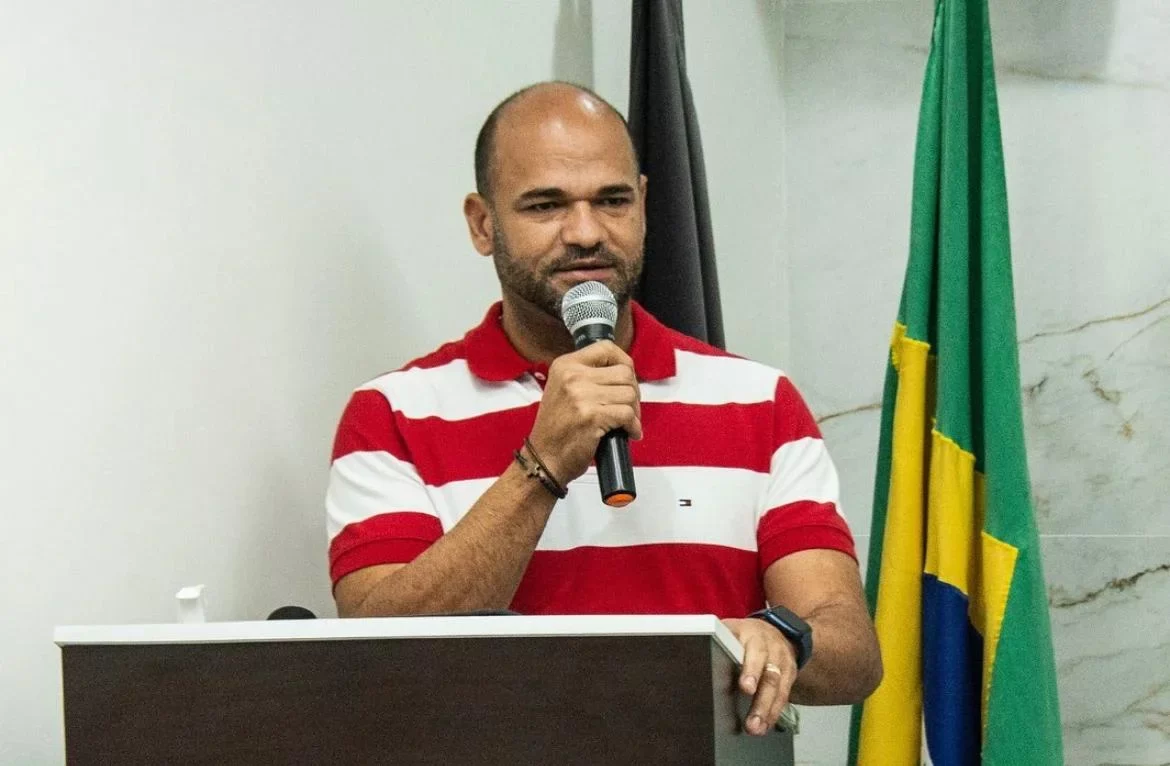 Prefeito de Sobrado declara aumento de 534% de patrimônio após quatro anos de mandato