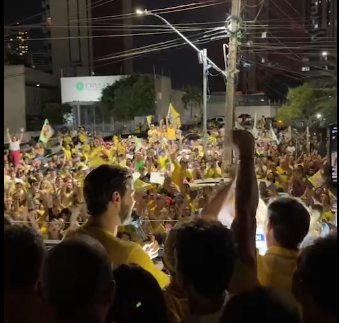 Ao lado da militância e apoiadores, Bruno agradece vitória para 2ºmandato em Campina