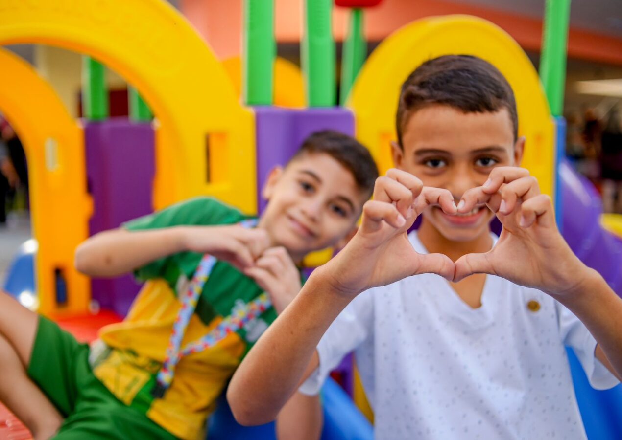 Sancionado em Campina Grande pacote de leis para inclusão e conscientização sobre o Autismo