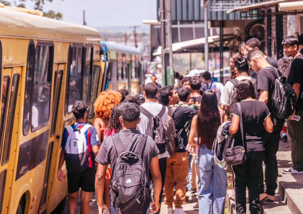 Cadastramento e recadastramento para transporte universitário em Conde termina nesta terça-feira (28)